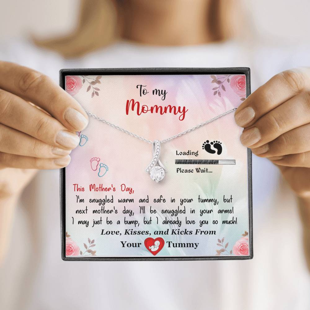 To My Mommy Alluring Beauty Necklace