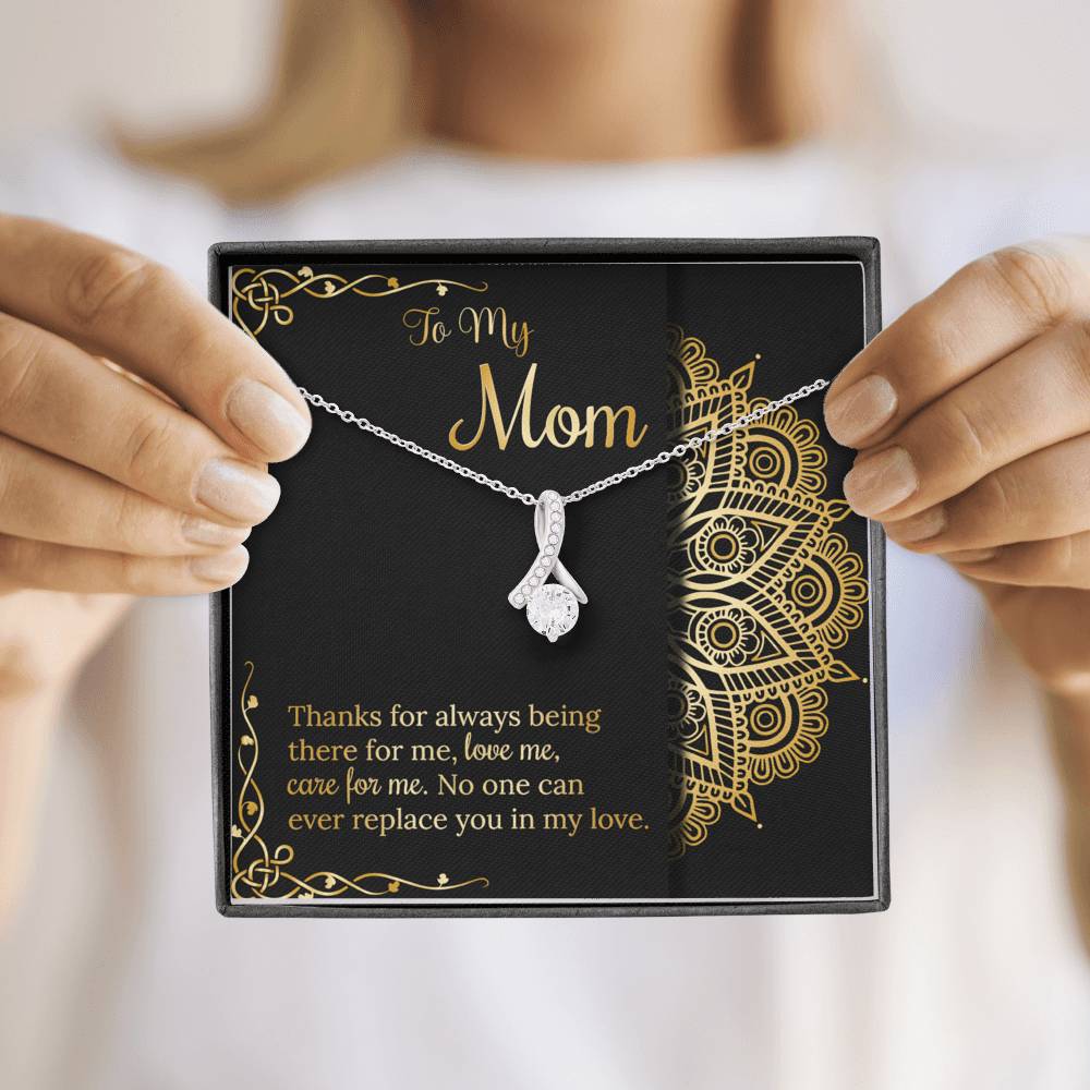 To My Mom Alluring Beauty Necklace